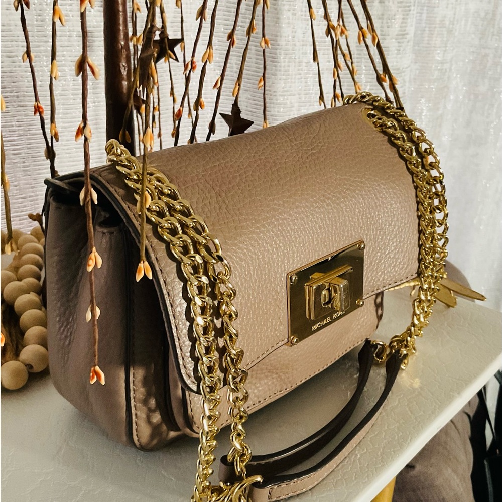 💛Michael Kors crossbody💛